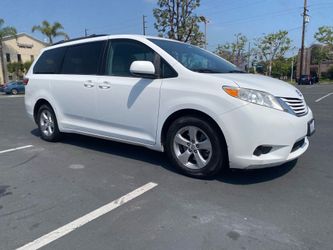 2015 Toyota Sienna