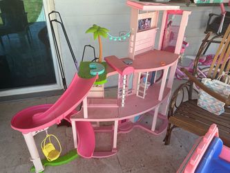 Barbie Dream House
