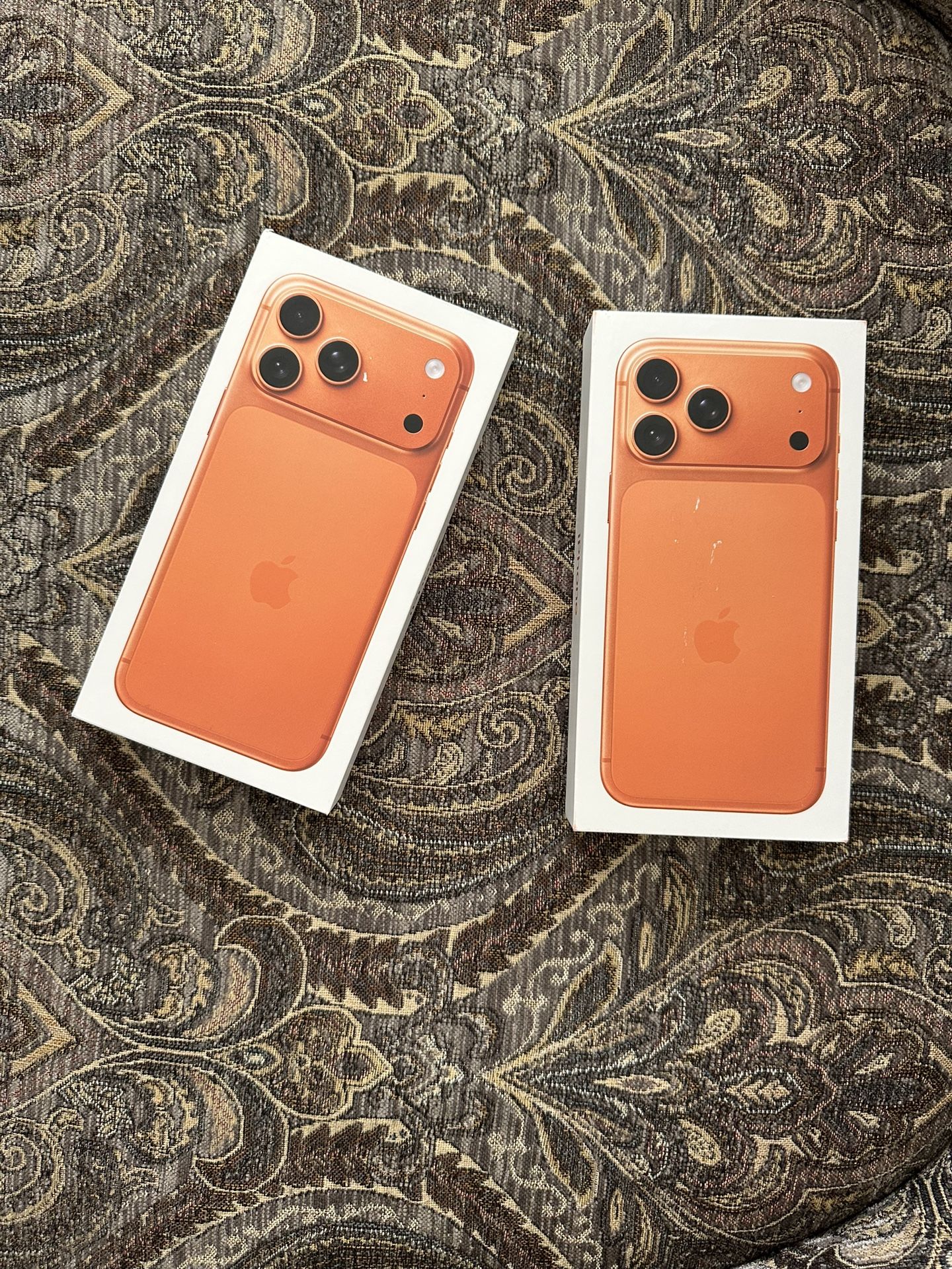 Apple iPhone 17 Pro Max Orange 1TB Unlocked Brand New $2000 Each
