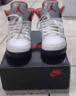 Air Jordan Retro 5 Fire Red Black 