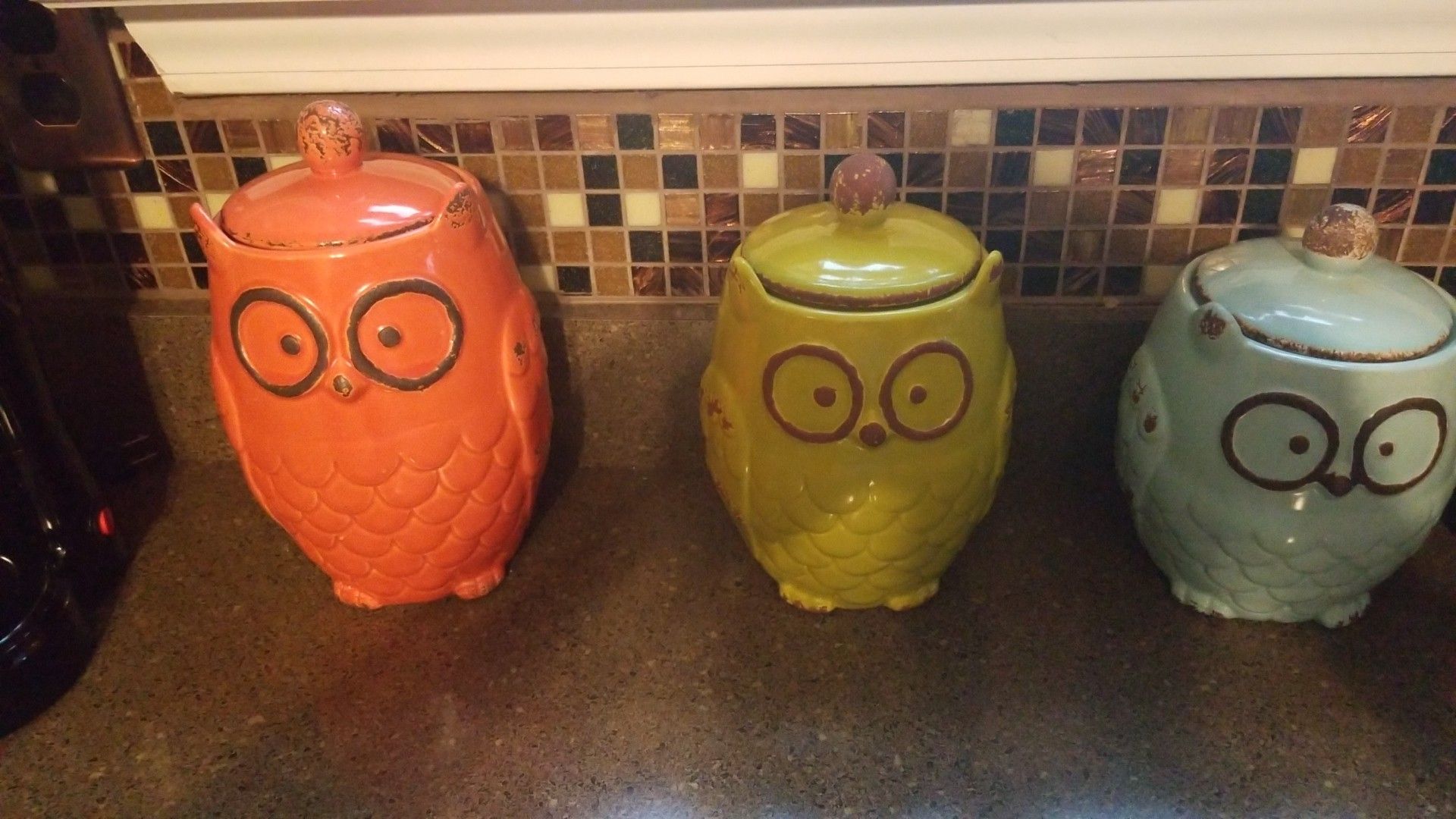Canister