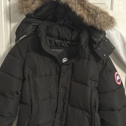 Black Canada Goose Wyndham Parka