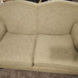 HAVERTY'S "SET" $250- SOFA & LOVESEAT PICK UP ONLY