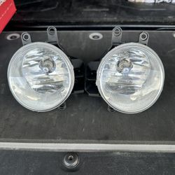 Toyota Tacoma OEM Fog Lights 2023