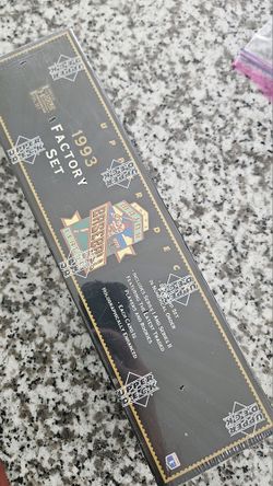 1993 Upper Decker Factory Set Baseball Cards - New