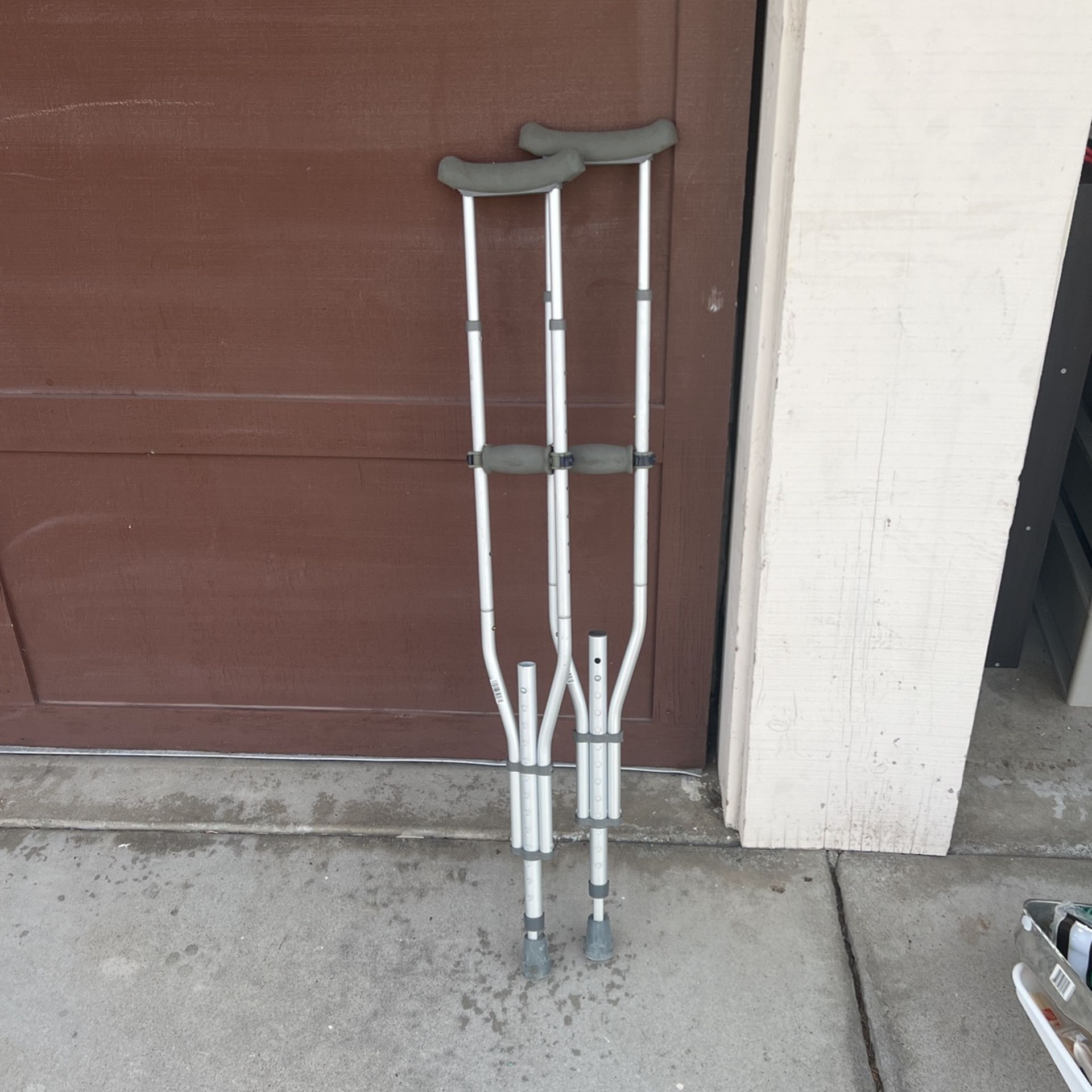 Crutches