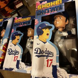 White Ohtani Bobblehead - 1st Dodger Game 