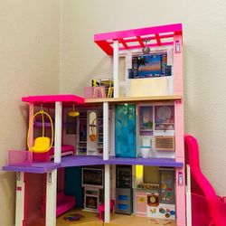 Barbie Doll House 