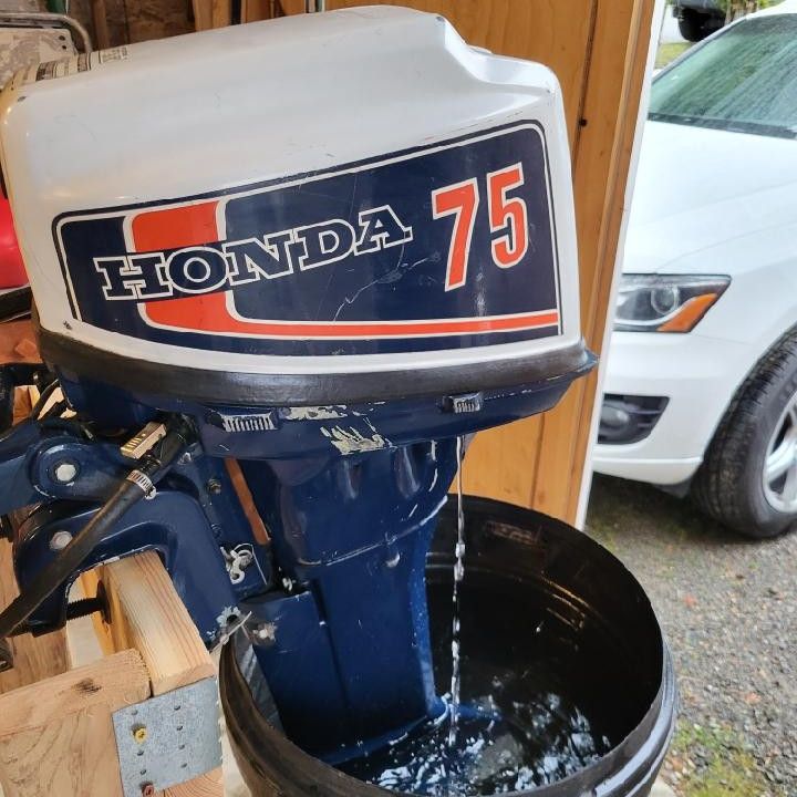 Honda Outboard motor 7.5