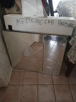 Mirrored 2 Door Medicine/Storage Cabinet 