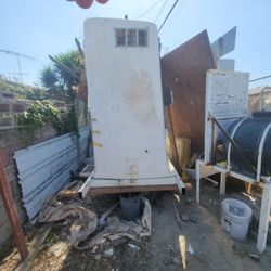 Portable Restrom And Little Trailer 