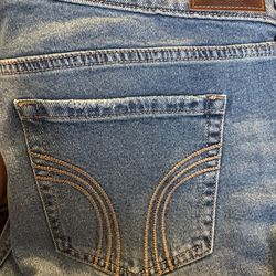 Hollister low rise flare size 14R