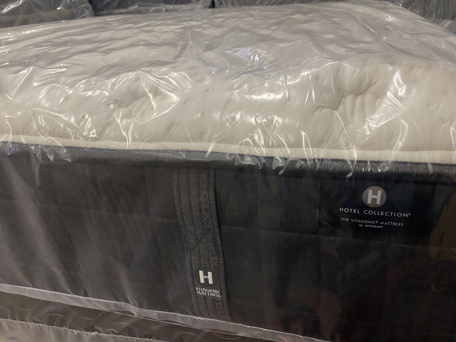 Hotel Collection King Size Brand New Delivery Chicago