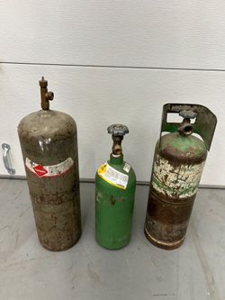 Welding Tanks.