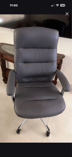 Computer chair
