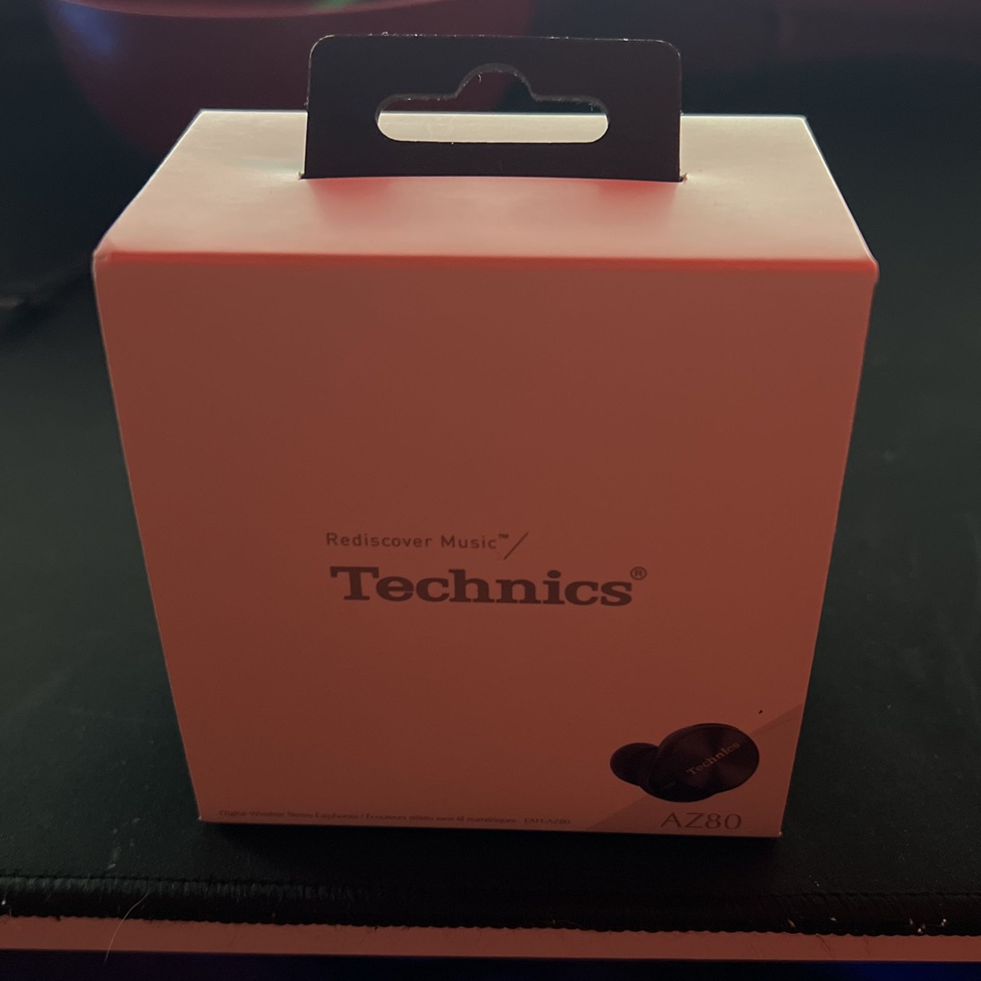 UNOPENED Technics AZ80 Earbuds