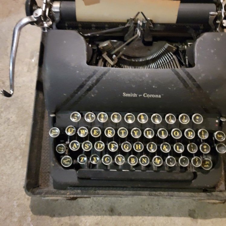 Portable Type Writer