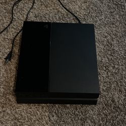 Ps4 With Two Controllers 