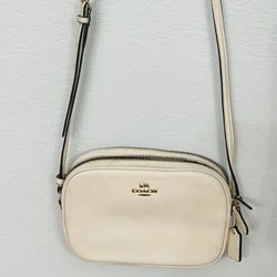 Kate Spade Purse In Like New Condition