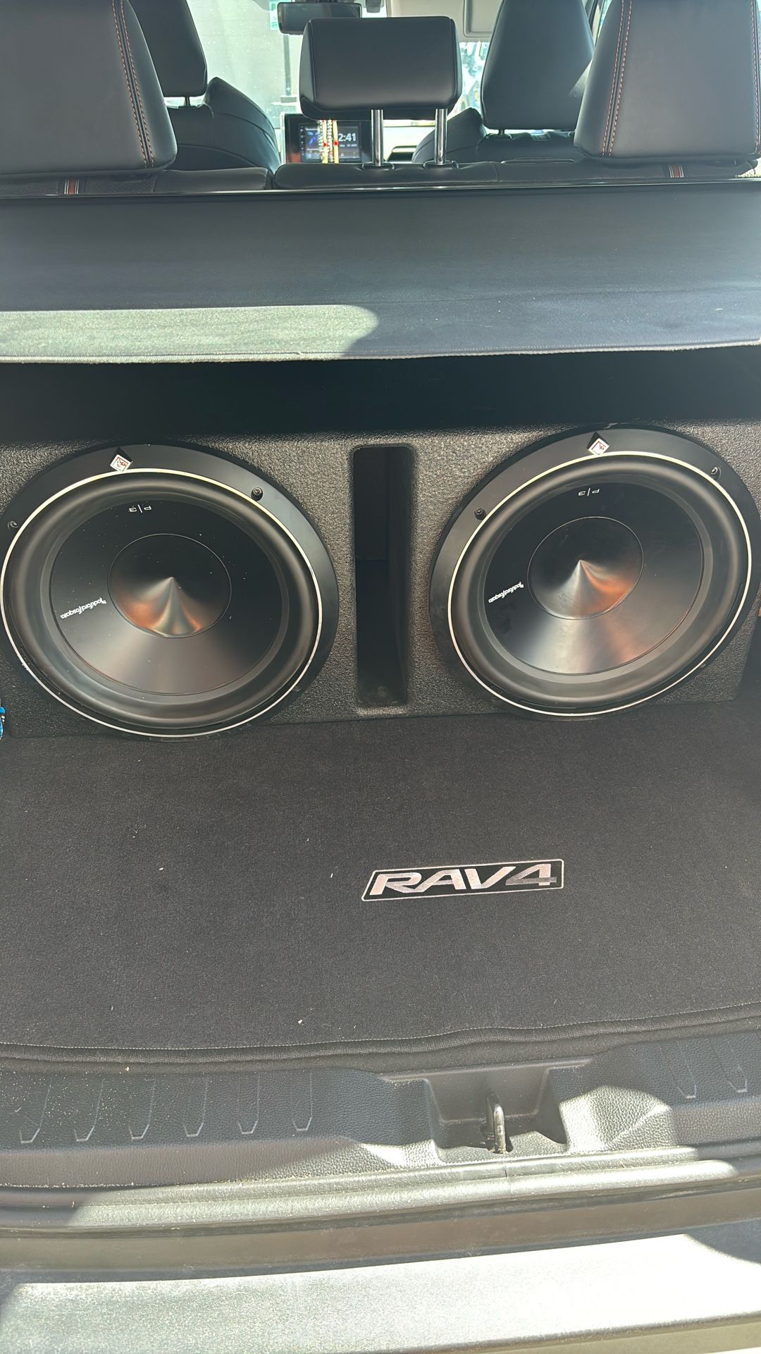 Speakers And Amp