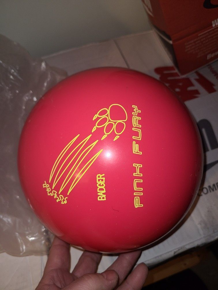 15lb 900GLOBAL PINK FURY BADGER RARE! Bowling Ball