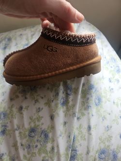 Ugg Tasman II 9t kids shoes
