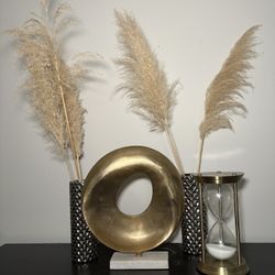 4 Piece Silver And Gold Decor Set