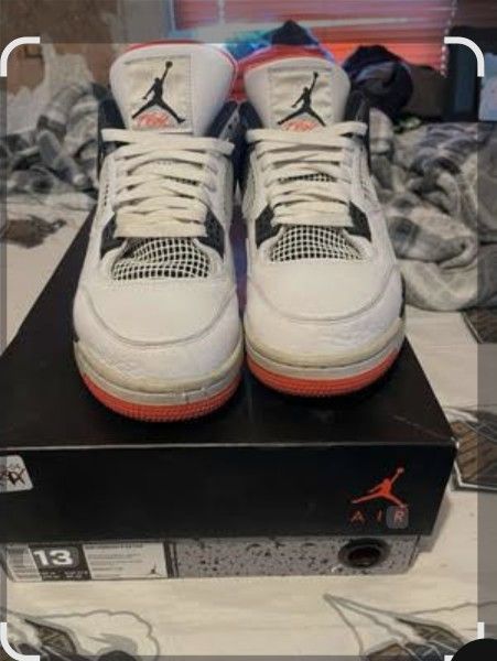 Jordan's Ret 4