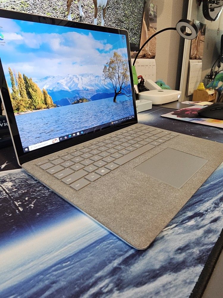 Touch Screen Microsoft Surface Laptop