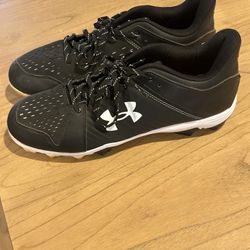 Under Armour Cleats Size 11