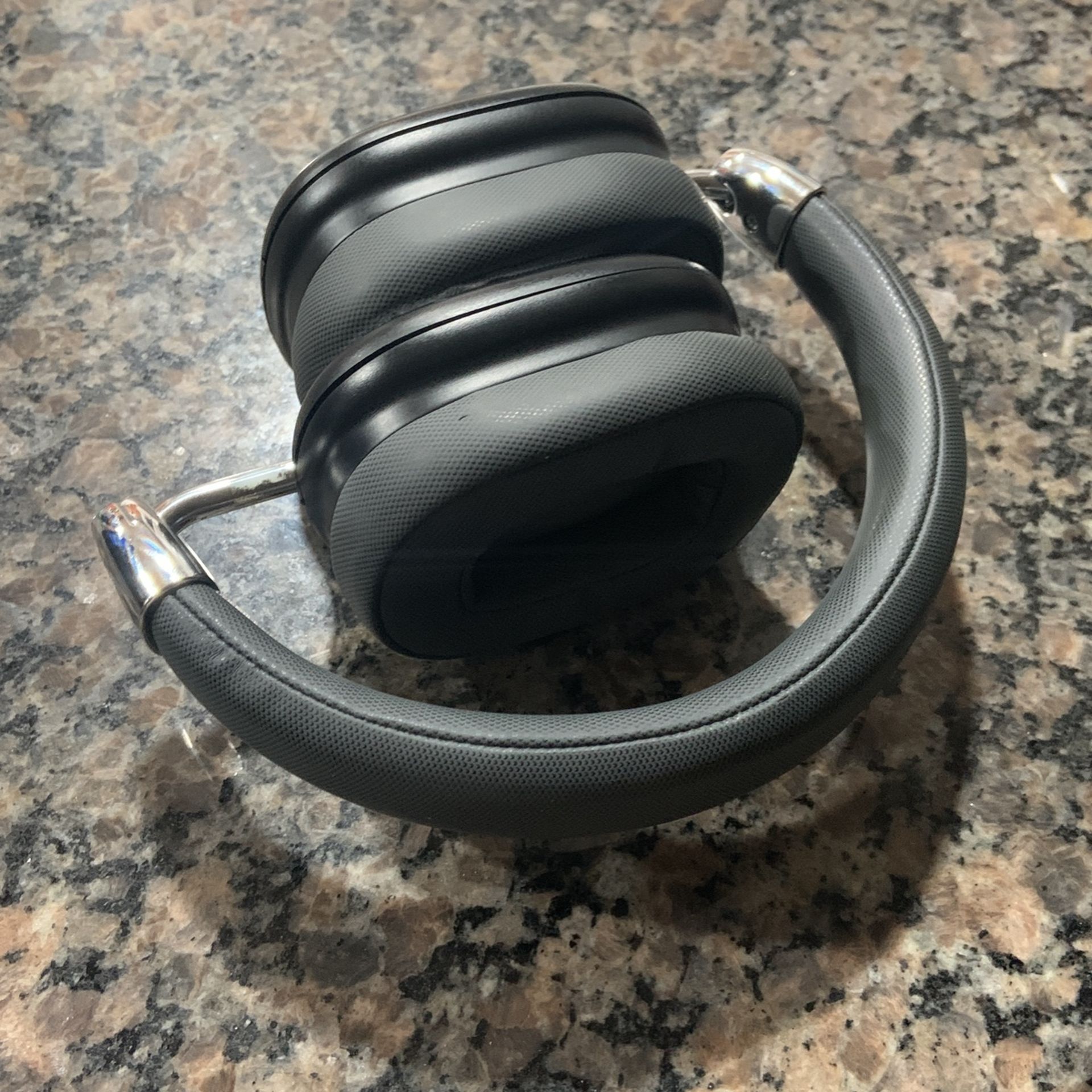 Wireless Headphones 