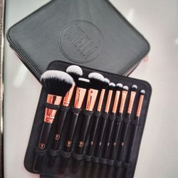 Brushes 