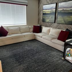 Sectional couch