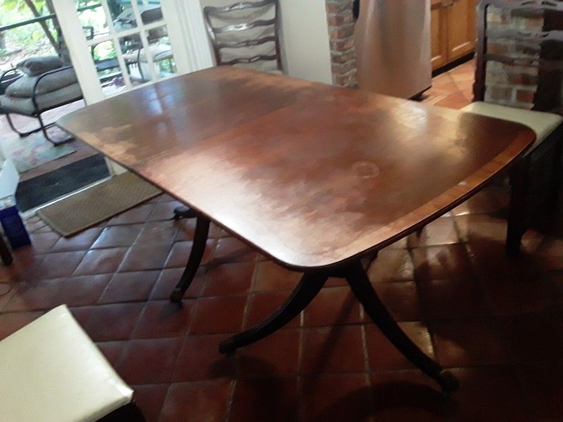 Antique Duncan Phyfe Style 1940s Dining Room Table And Chairs