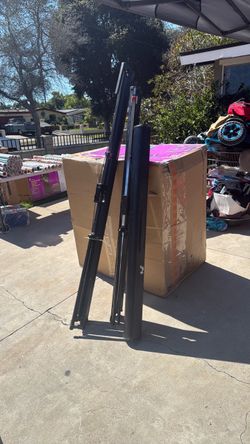 Projector screens with stand