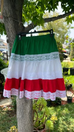 Small skirt 20 to 30 inch waist