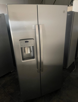 GE Side‑by‑Side Fridge – Stainless, Ice & Water Dispenser