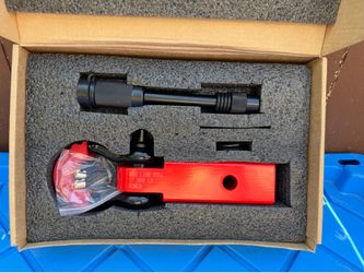 Hitch Receiver Shackle 17,000 LB Max Pull Red Black