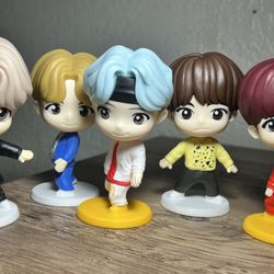 5 BTS McDonald’s Collectible Figures Set