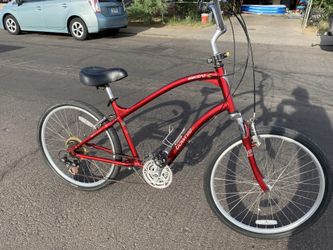 FREE DELIVERY: Electra Townie 21 Speed Bike