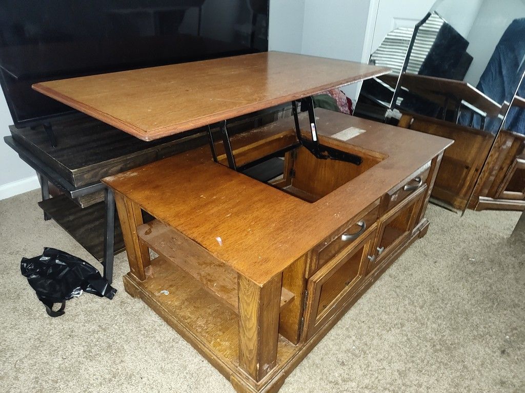 Rising Table & 2 End Tables