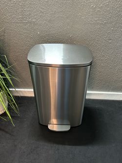 Stainless Steel Step Trash Can 13 gallon