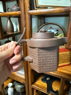 Unique Chinese Yixing Zisha Clay Teapot - Brick Well / Millstone Design