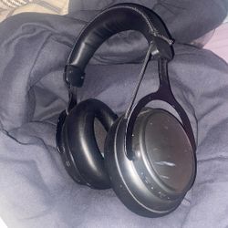 Gamer headphones