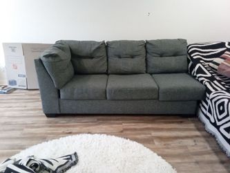 Free Living Spaces Sectional Sofa