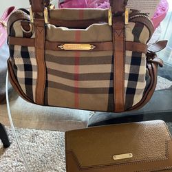 Burberry Purse