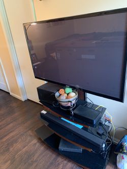 Tv an tv stand