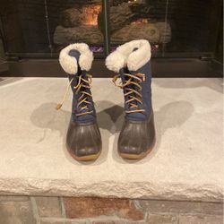 Sperry Winter Fur Boots Size 4 Girls Navy 