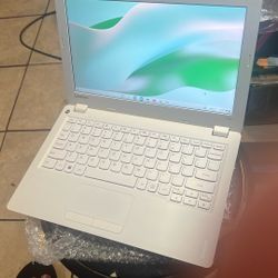 Lenovo IdeaPad 110s - 11IBR 11.6" Laptop ‎110S-11IBR - White w/ Power Cord