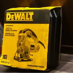 DEWALT DW331K JIGSAW KIT